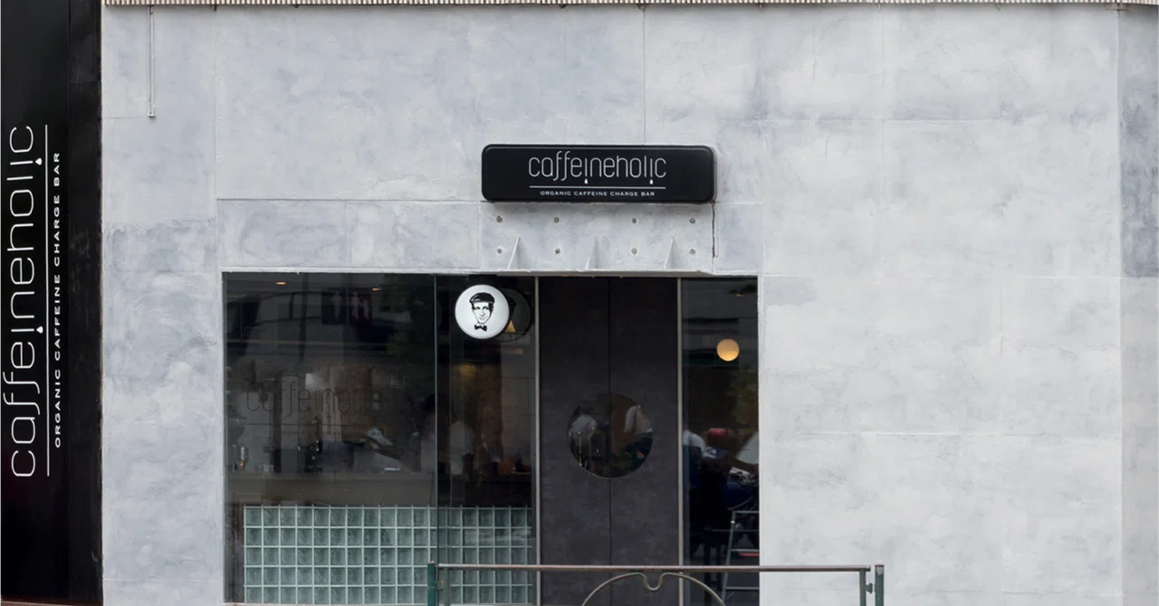 レッドオーシャンの「カフェ」市場で、独自のブランドを築く。undropが仕掛けた「caffeineholic」の戦略｜undrop