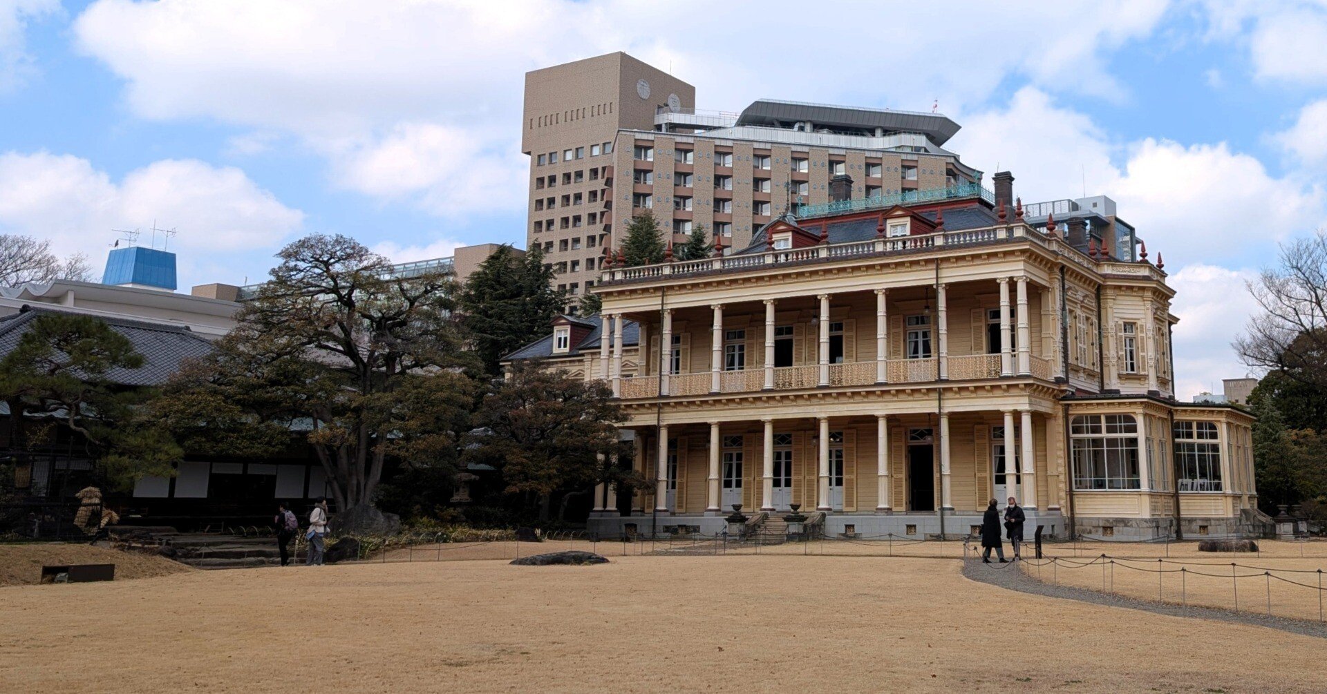 ガイドはつけた方が断然楽しい 旧岩崎邸庭園｜そわか｜定年1年前に退職