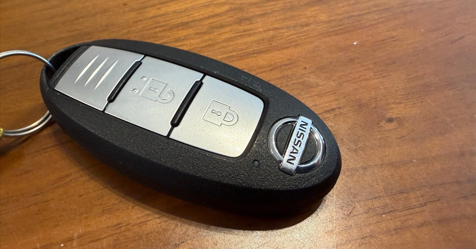 車のスマートキーを洗濯してしまい、なんとか使えるようになった