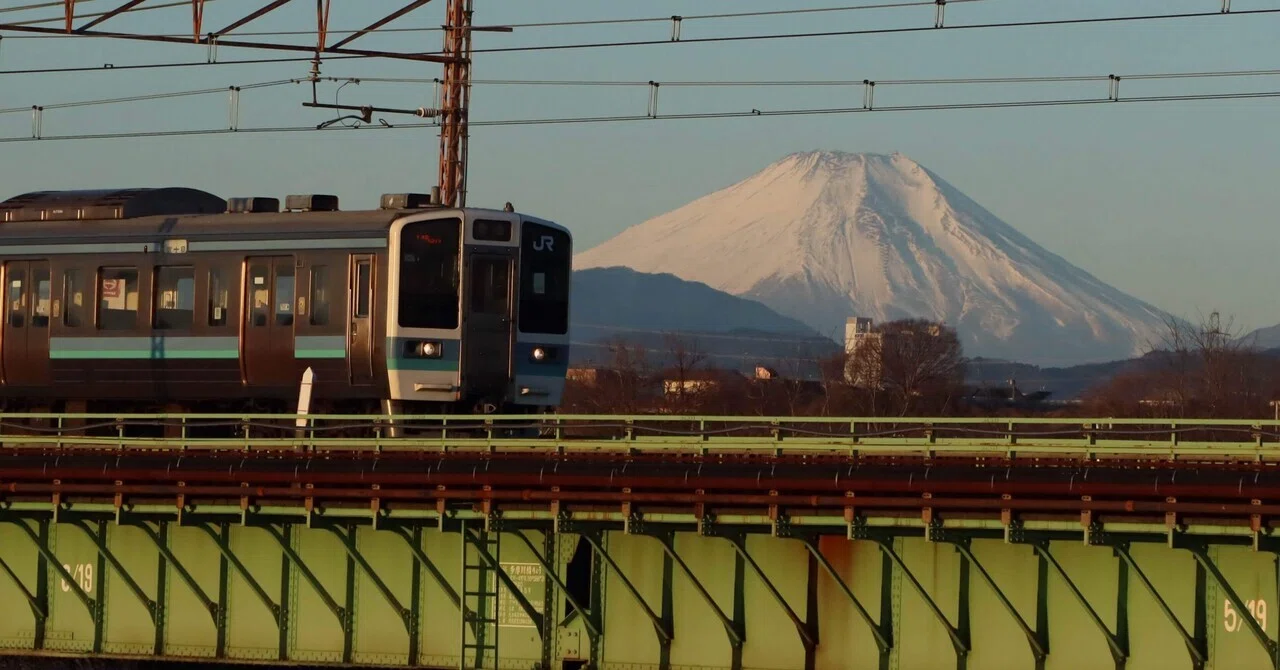 40歳誕生日の日に立川。211系N604編成。｜nagano_color211