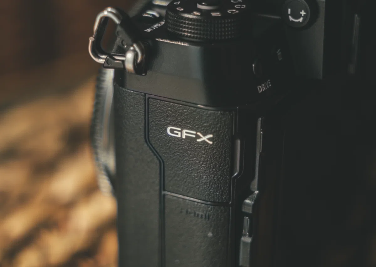 I finally gave in. The forbidden combination of 'GFX × CONTAX Carl