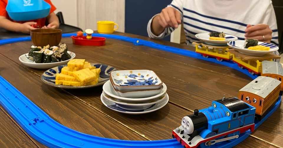 こどもが楽しんでよく食べる プラレール回転寿司 が最高だった かねとも Note