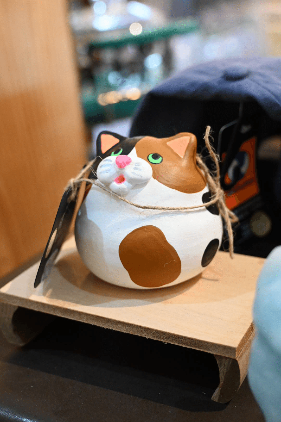 ねこ好きさんのためのにゃんにゃんにゃん展｜長谷川敏明 BOOKS HASEGAWA