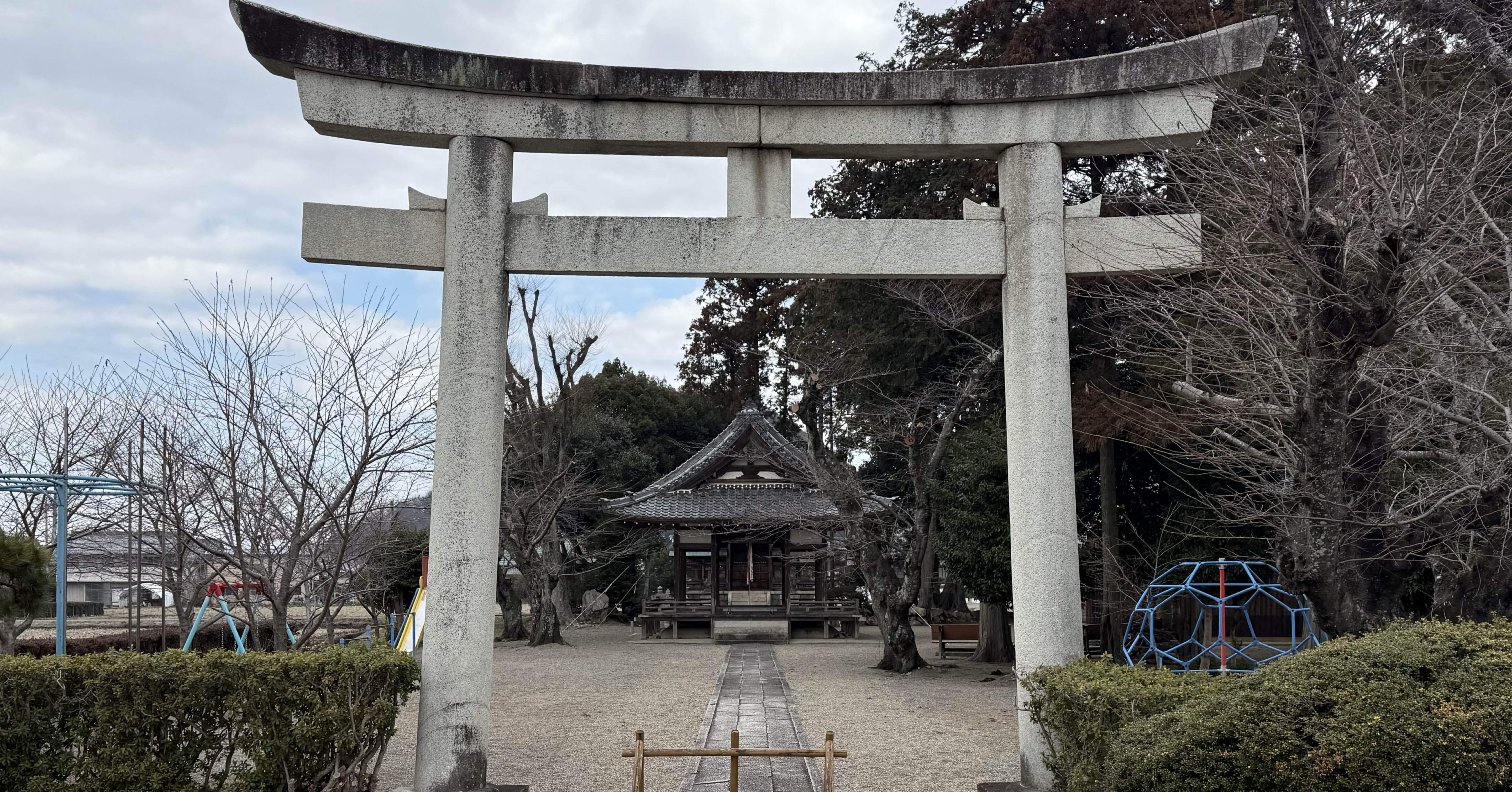 5592 巽神社 滋賀県東近江市糠塚町｜日本中全ての神社に参拝しようとする男