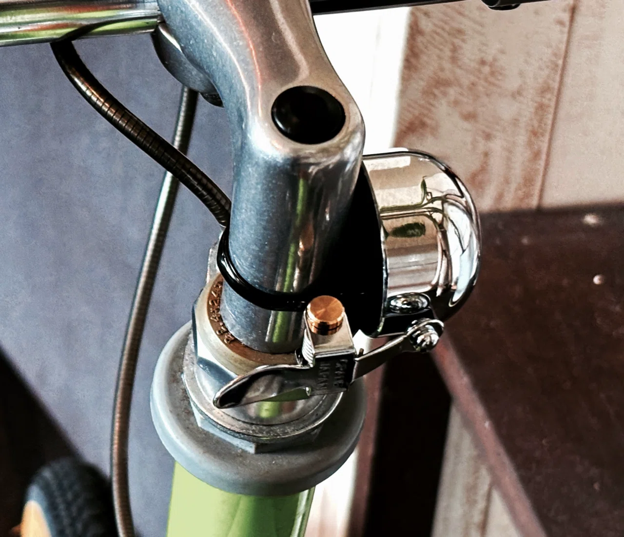 BRUNOロード20をクラシックランドナー風にカスタム｜BROOKS B17 × MKS