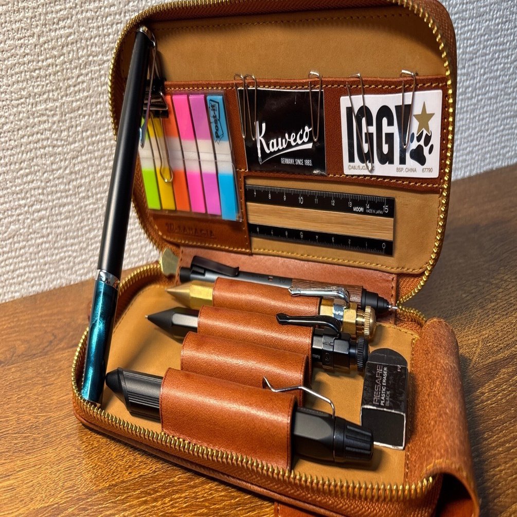 文房具にハマって約4ヶ月半がたった奴の筆箱紹介｜さんみゅ
