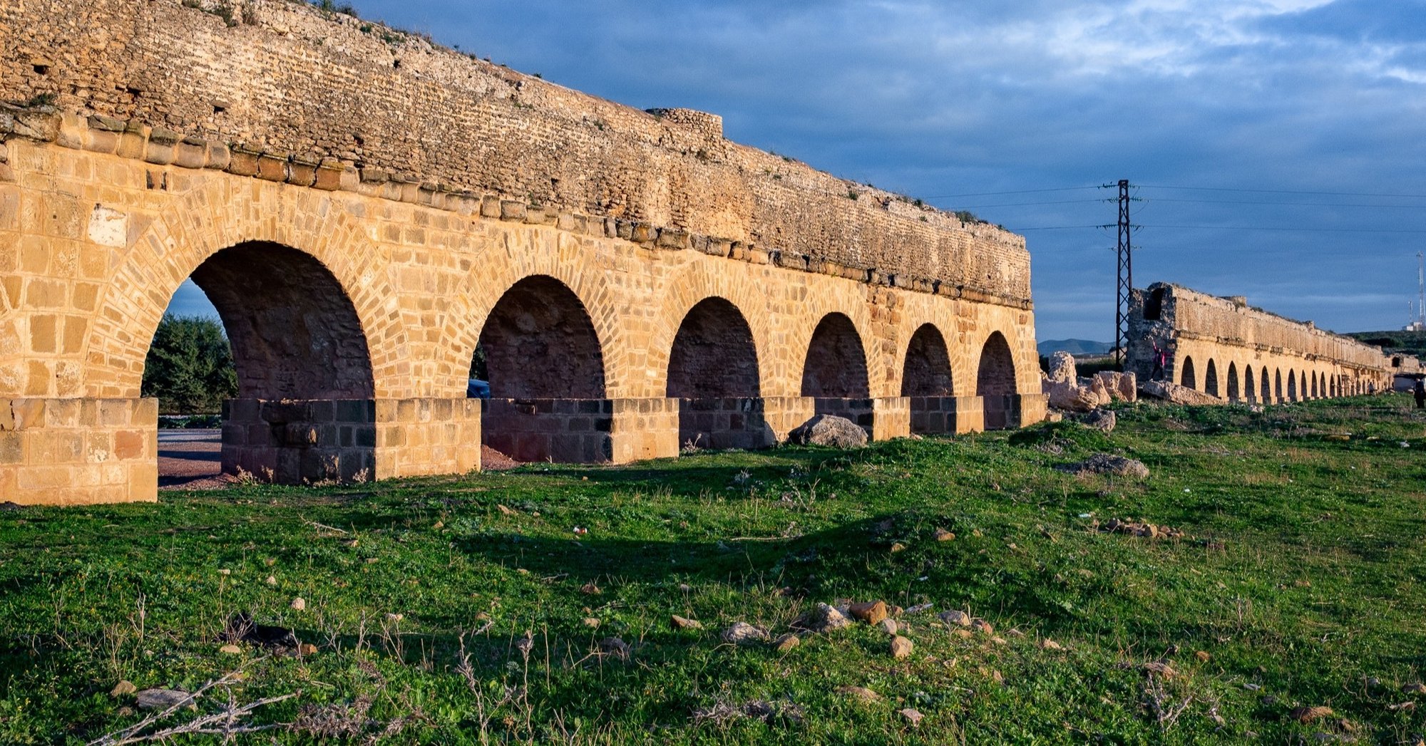 ローマ遺跡 ザグーアンの水道橋 Zenpaku Note ローマ遺跡 ザグーアンの水道橋 Zenpaku Note