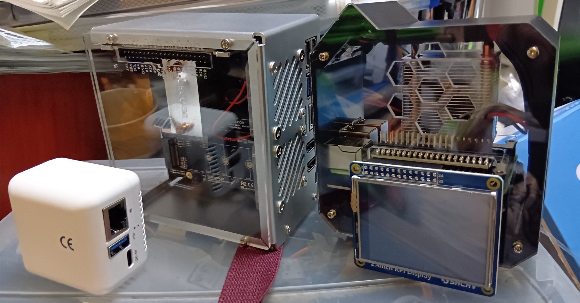 Raspberry pi 4B 4Gbをタワーケース に組む｜谷本淳、独立研究者の芸術