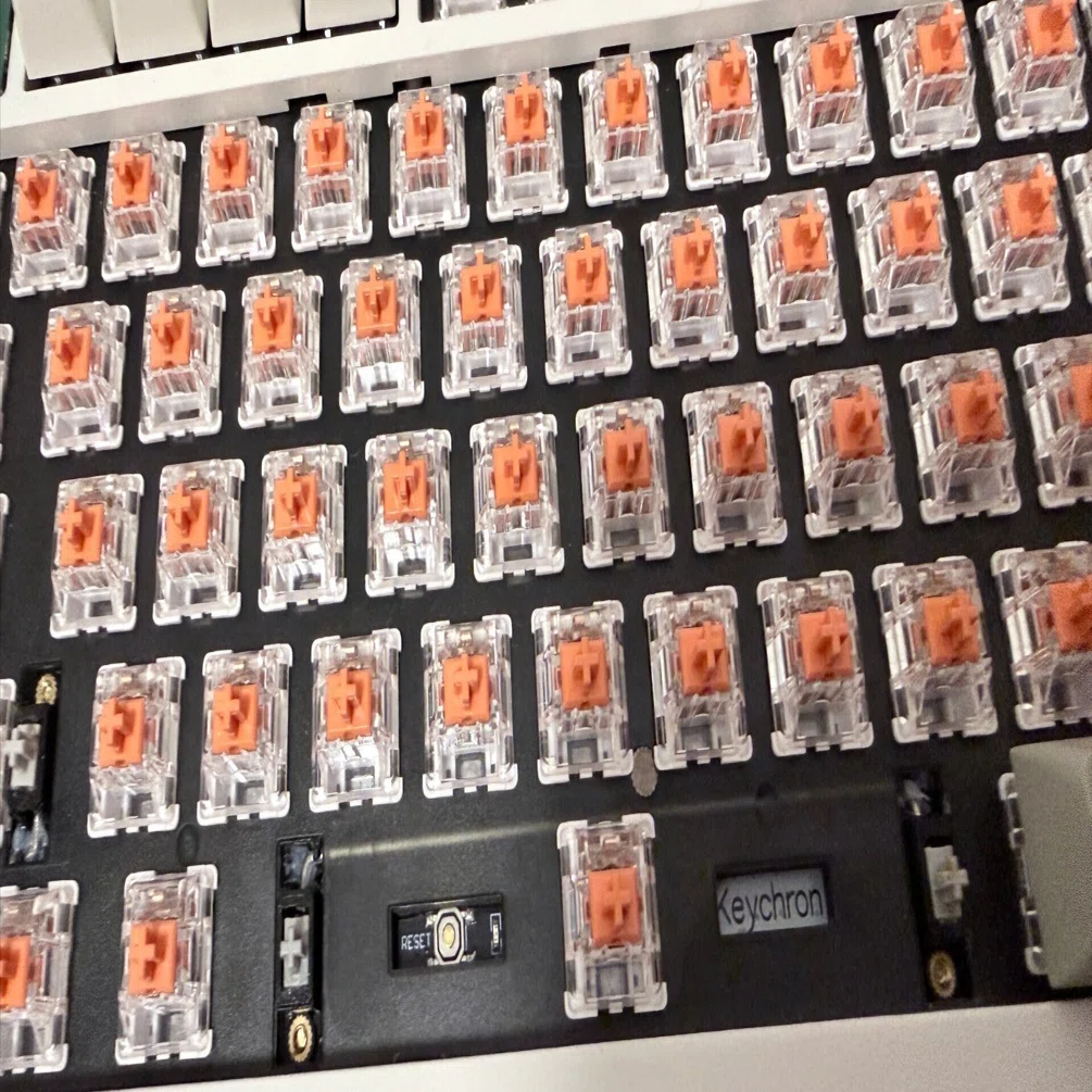 Keychron Silent K Pro（静音赤軸）への換装｜諸行無常