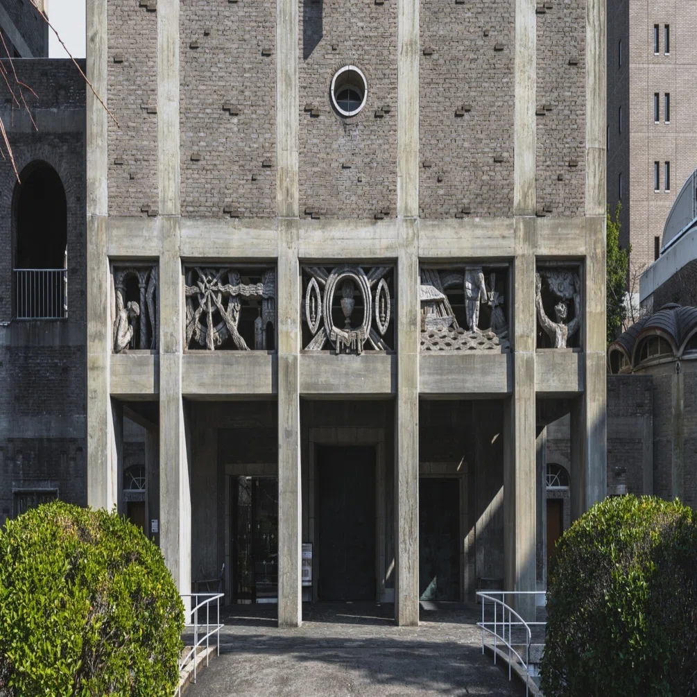名建築探訪「世界平和記念聖堂」｜写真好きのナカムラ