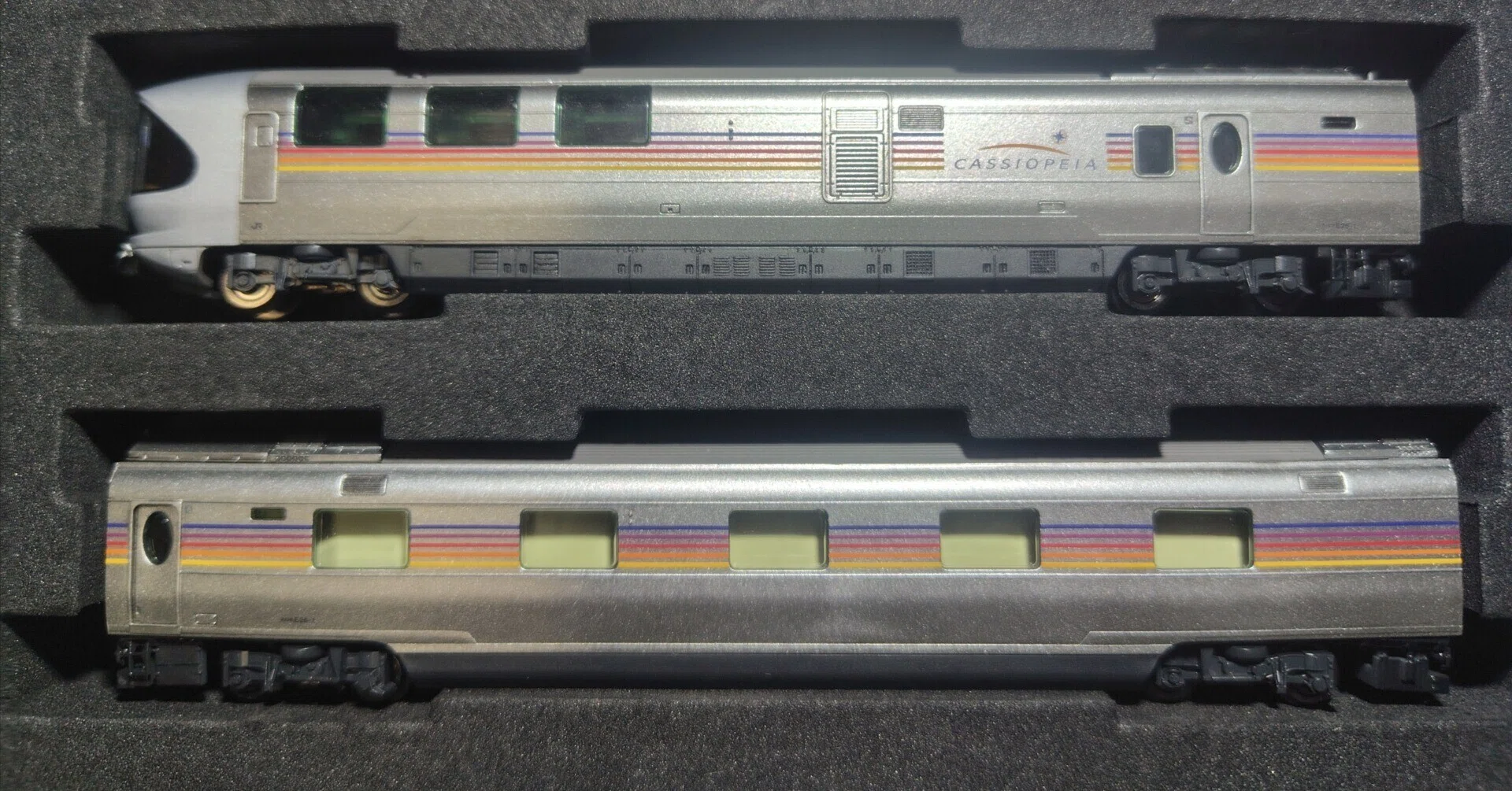 TOMIX E26系カシオペアの整備その1｜さもこう