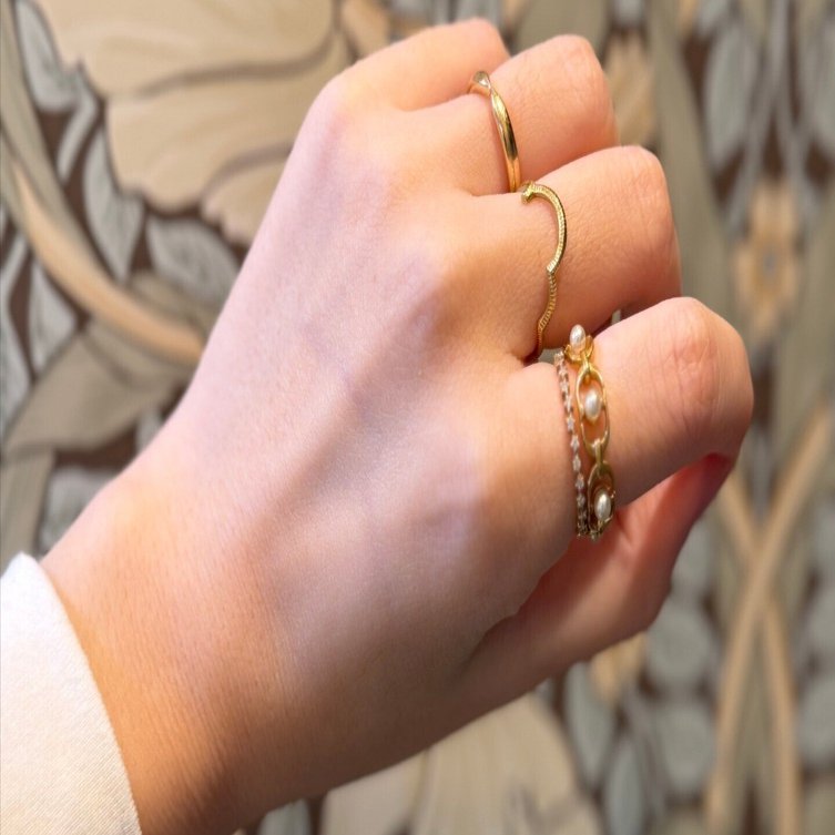 廃盤Diorリングを2年越しで手に入れた話｜桜花