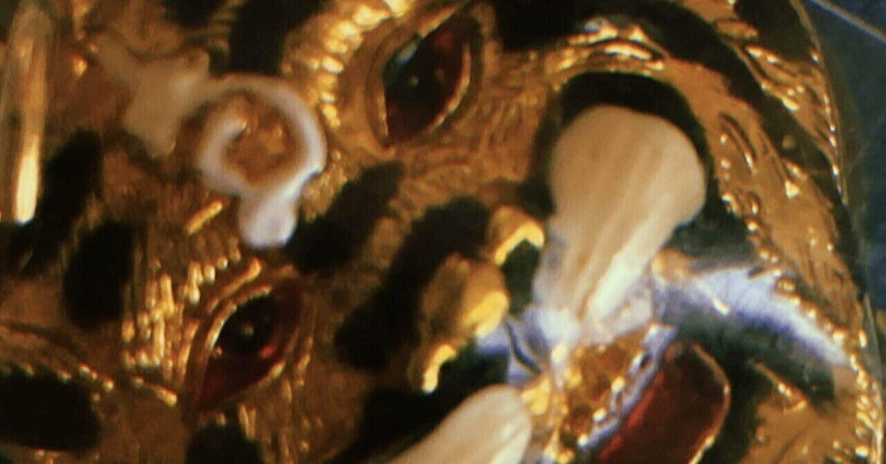 プラクルアンはタイのお守り｜sumouyakuza｜タイの日常(お賽銭の場)