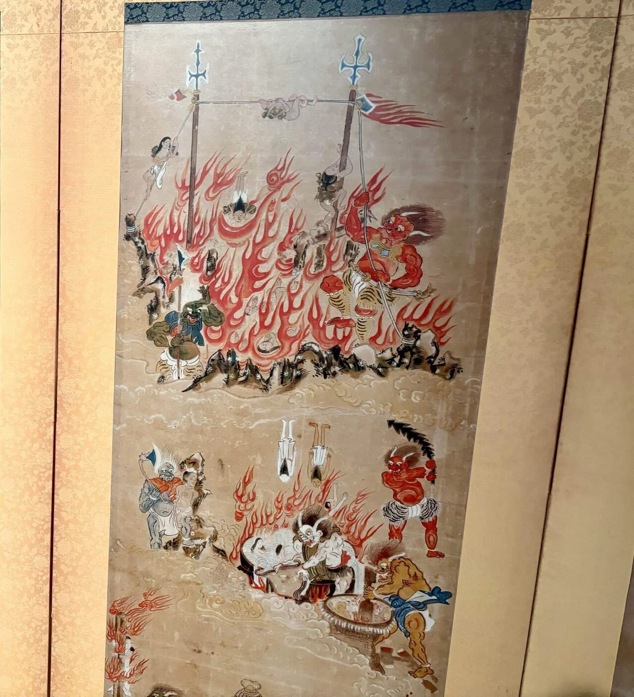 長野県・長野市｜江戸時代の絵を使った説話が聞けるお寺｜aka｜旅する