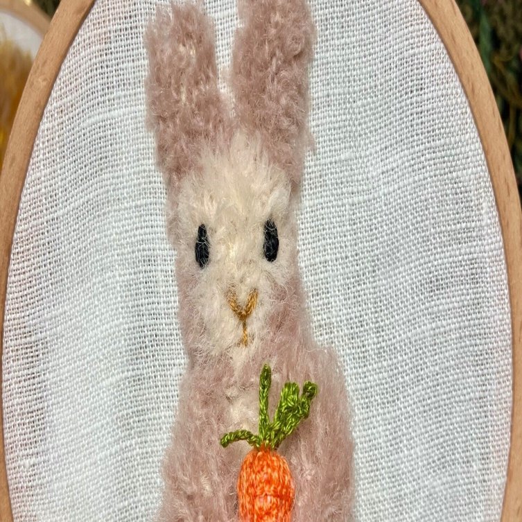 立体刺しゅう㉑うさぎpeaceful✌️🤍バージョン｜kiki