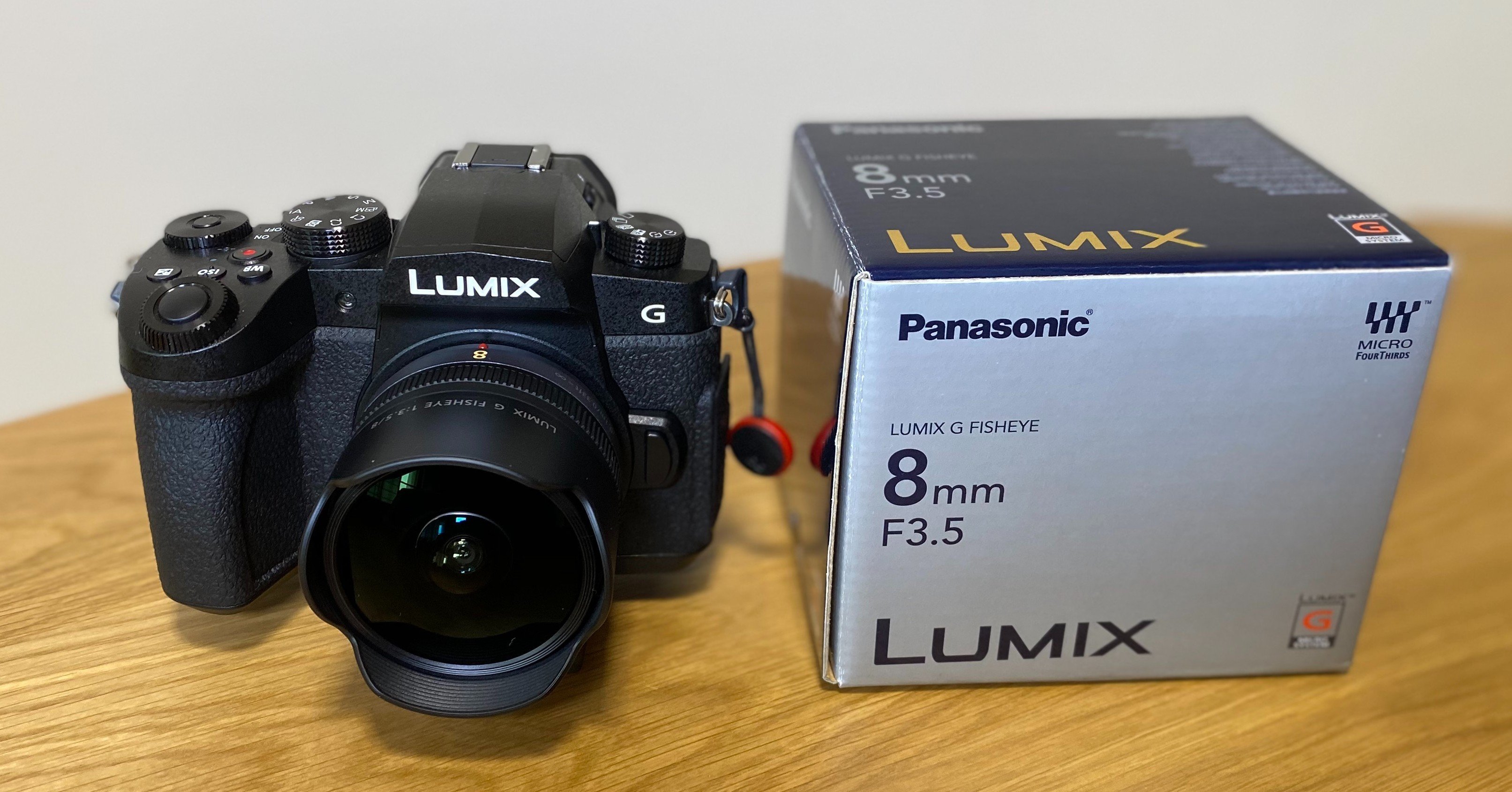Panasonic LUMIX G FISHEYE 8mm F3.5 魚眼レンズ