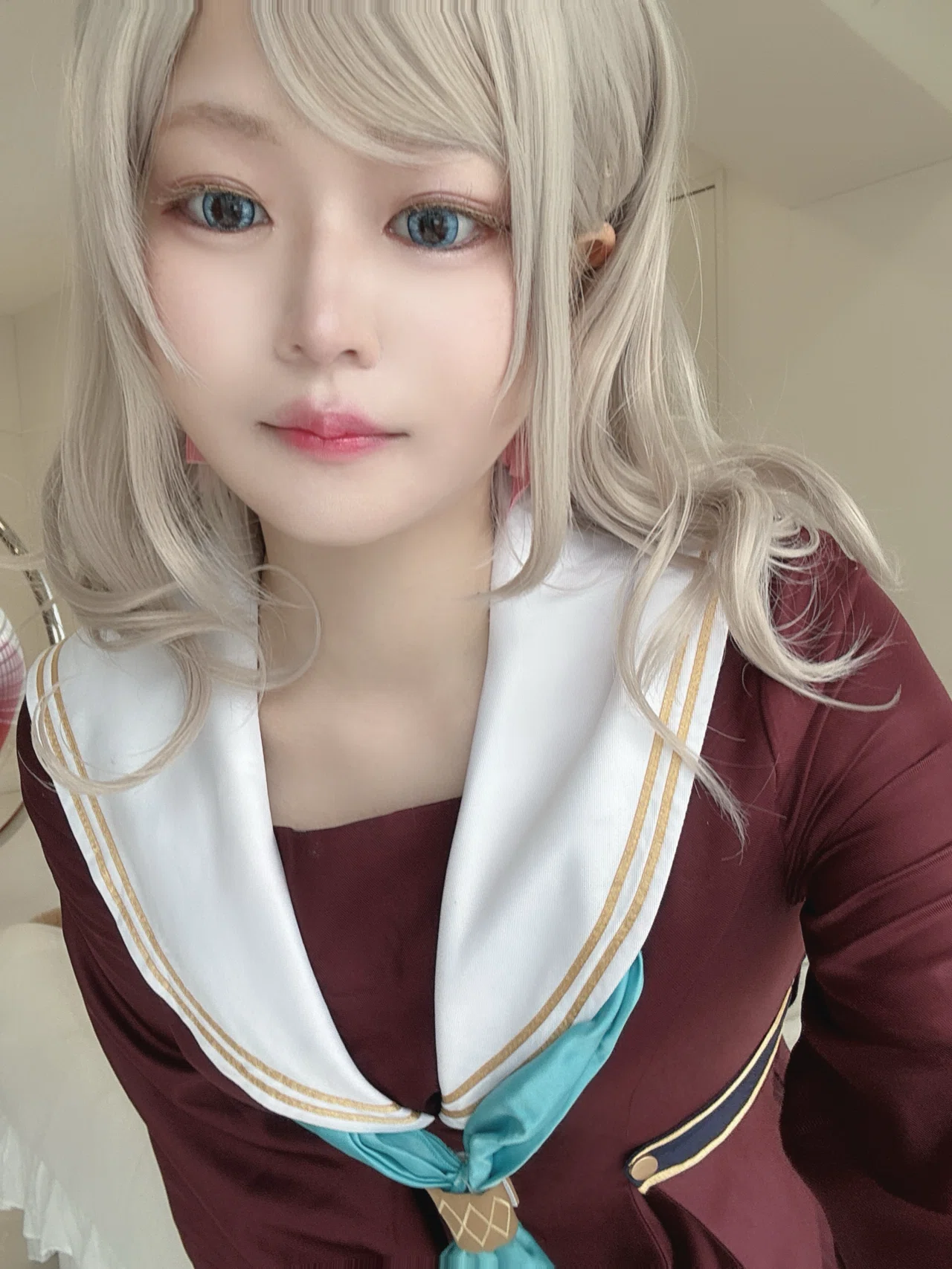 セラス・柳田・リリエンフェルトちゃんのコス7枚！｜クエ