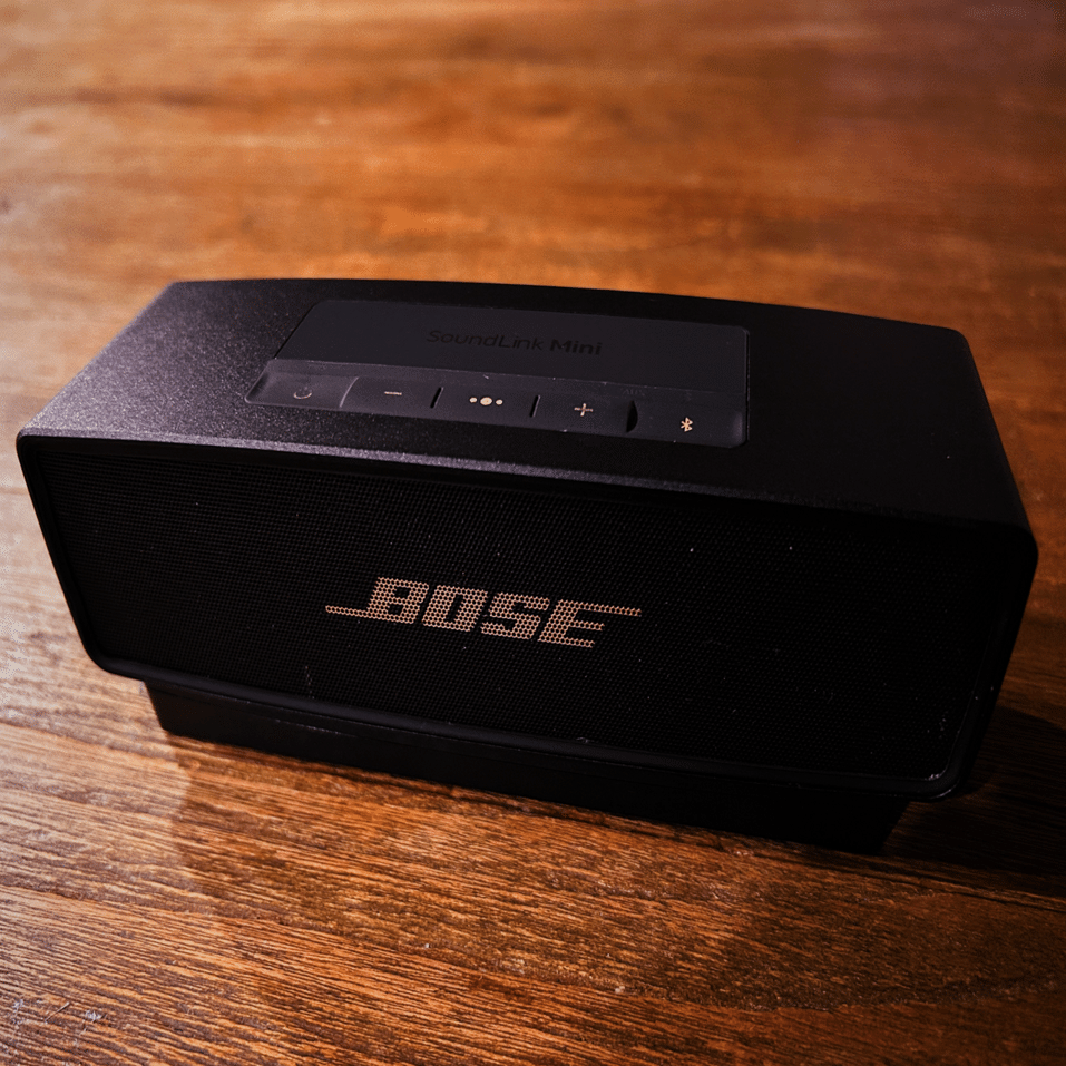 愛用していたワイヤレススピーカーが壊れ、BOSEからMarshallへ｜hamap