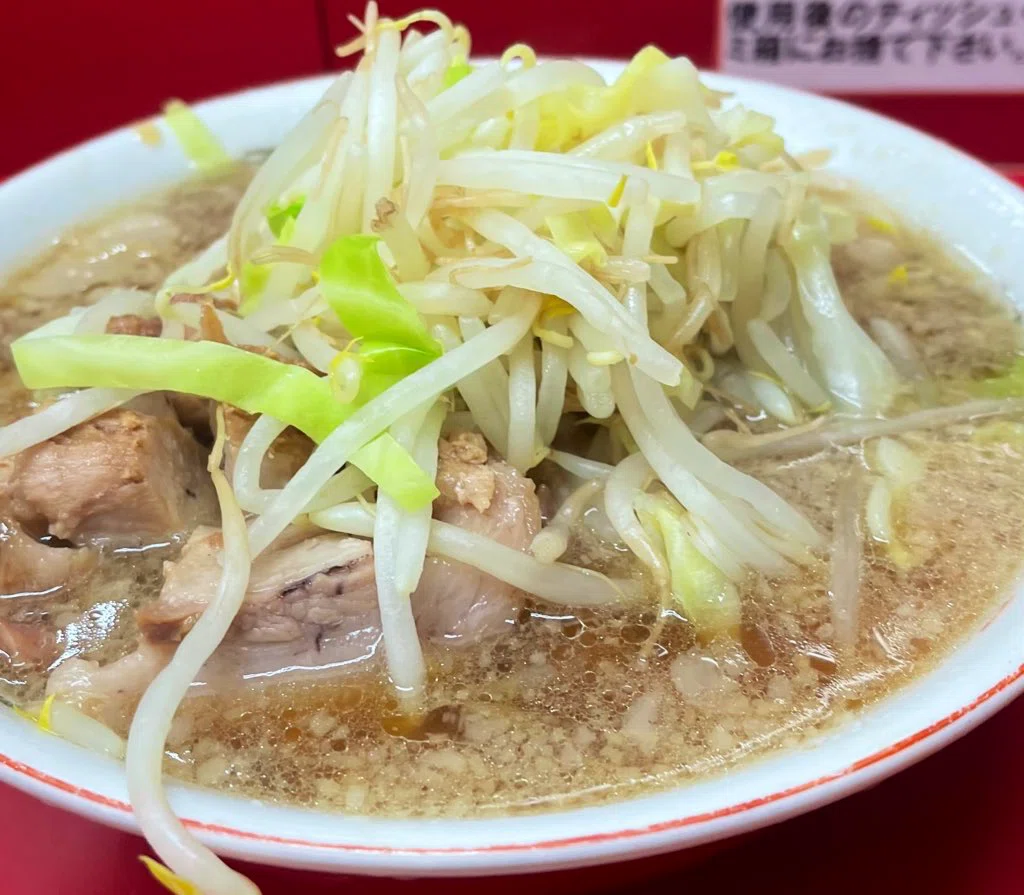 72歳の母を初めてラーメン二郎に連行してみた｜直系二郎大好きマン| X
