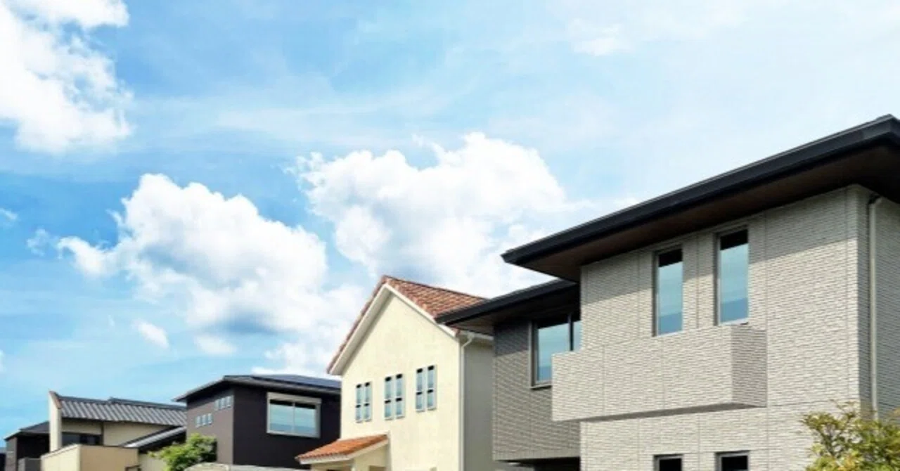 【究極の選択】建売住宅 vs 注文住宅、あなたに合うのはどっち？後悔しないための徹底比較ガイド｜住まいの辞典｜住宅アドバイザー｜WEBライター