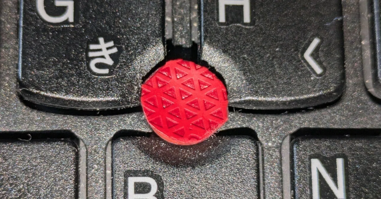 グリップテープを使ってTrackPoint 赤ポチ の操作感、精度を上げる 