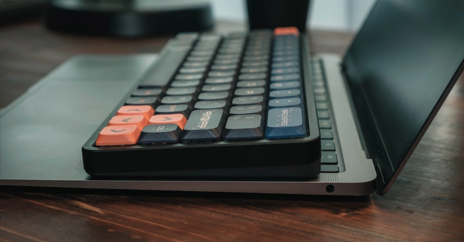 MacBookユーザーにおすすめな外付けキーボードはNuPhy一択だと思う理由