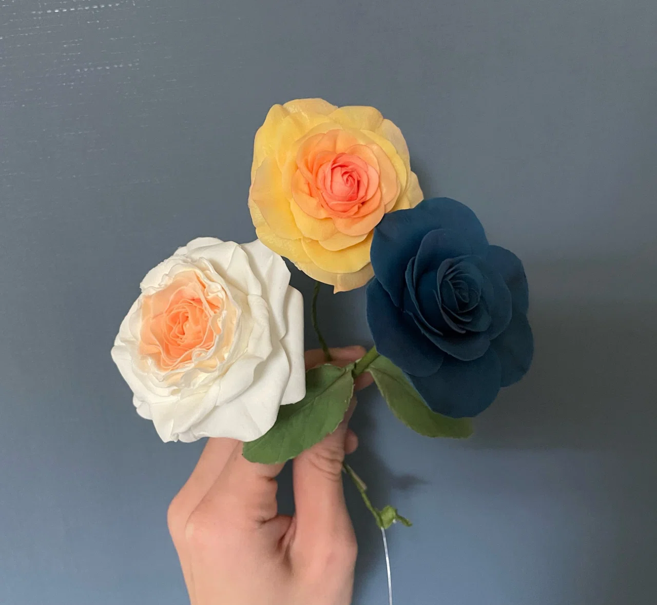 紙粘土作品です！】 ブーケ ハンドメイド 一点物 バラ 薔薇 造花