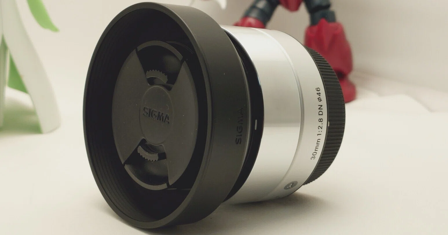 SIGMA 30mm F2.8 DN | Art マイクロフォーサーズ、シルバー 【公式通販】