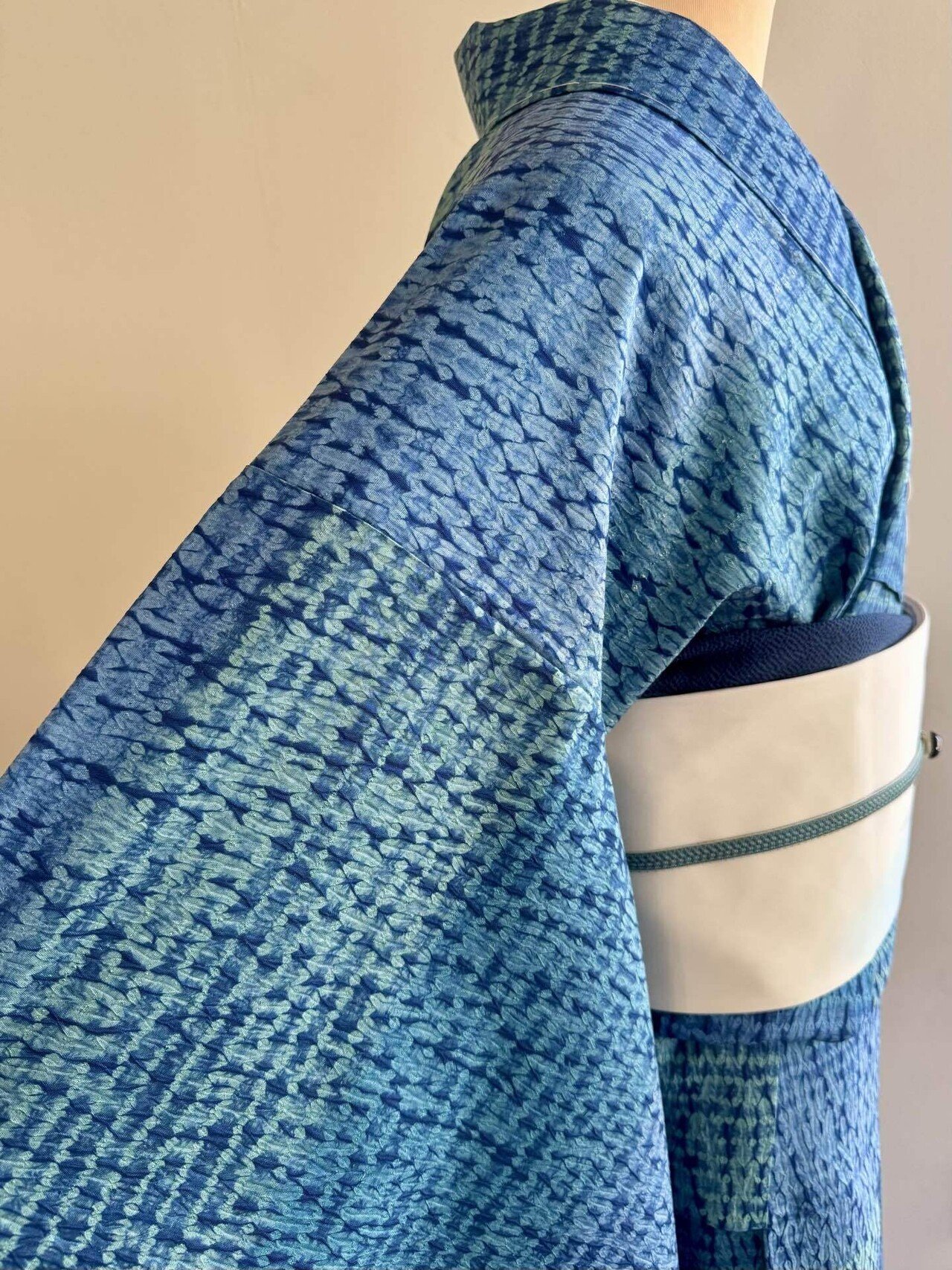 天然泥藍染め絞り着物｜夢吉きもの