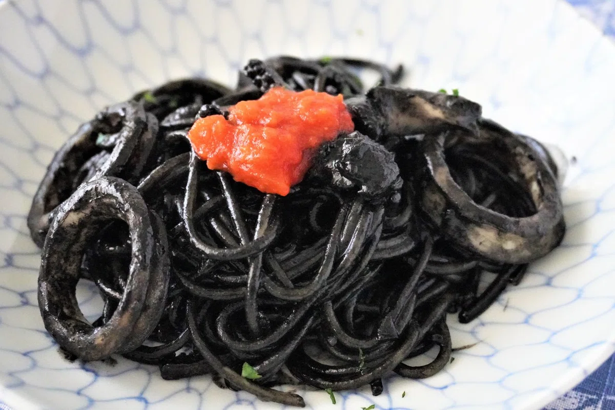 イカ墨のお話|食の工房オフィスアルベロ【イタリア料理教室 in 神戸】
