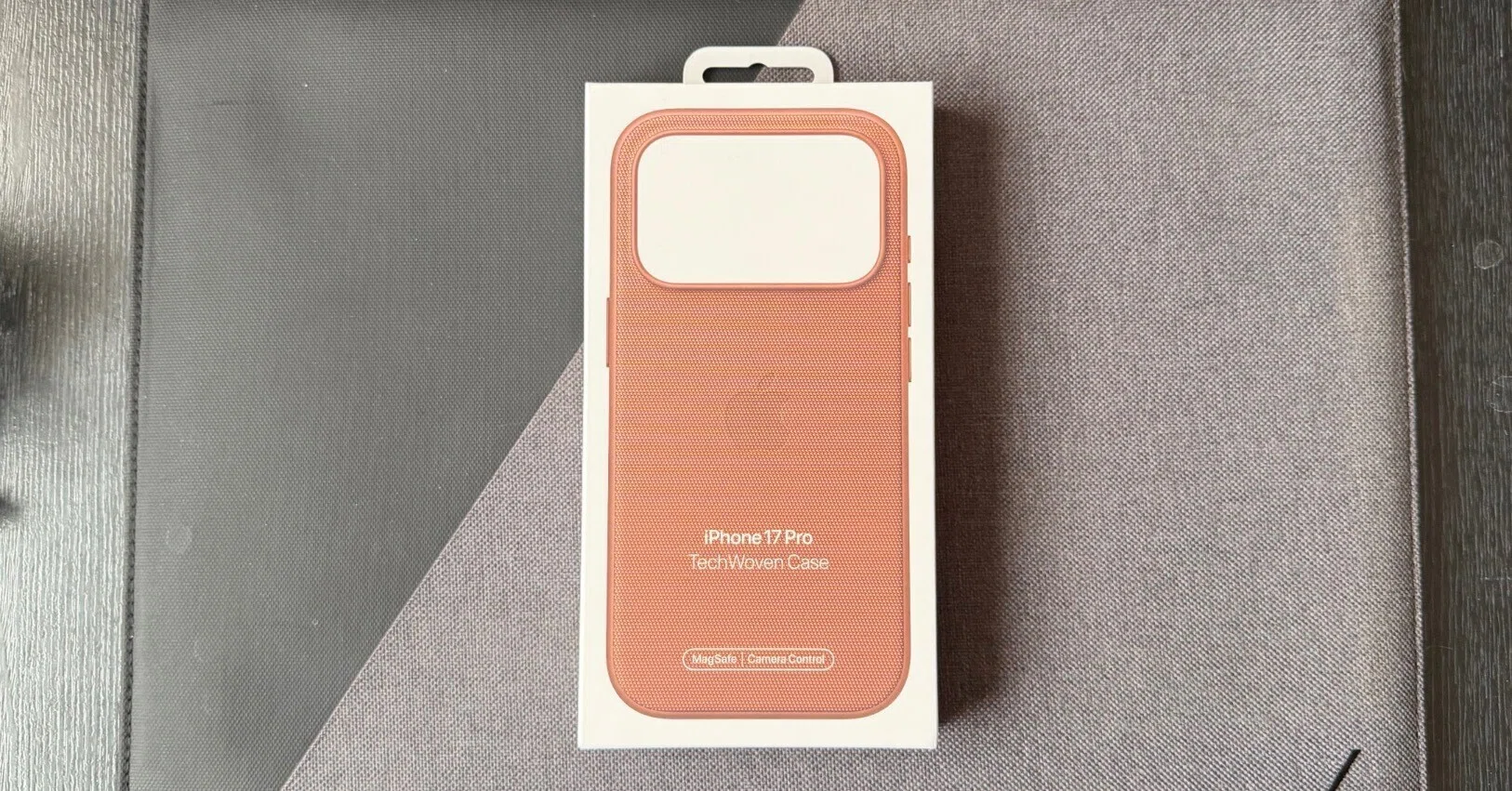 シエナのテックウーブンケースが届きました｜けこぜろ