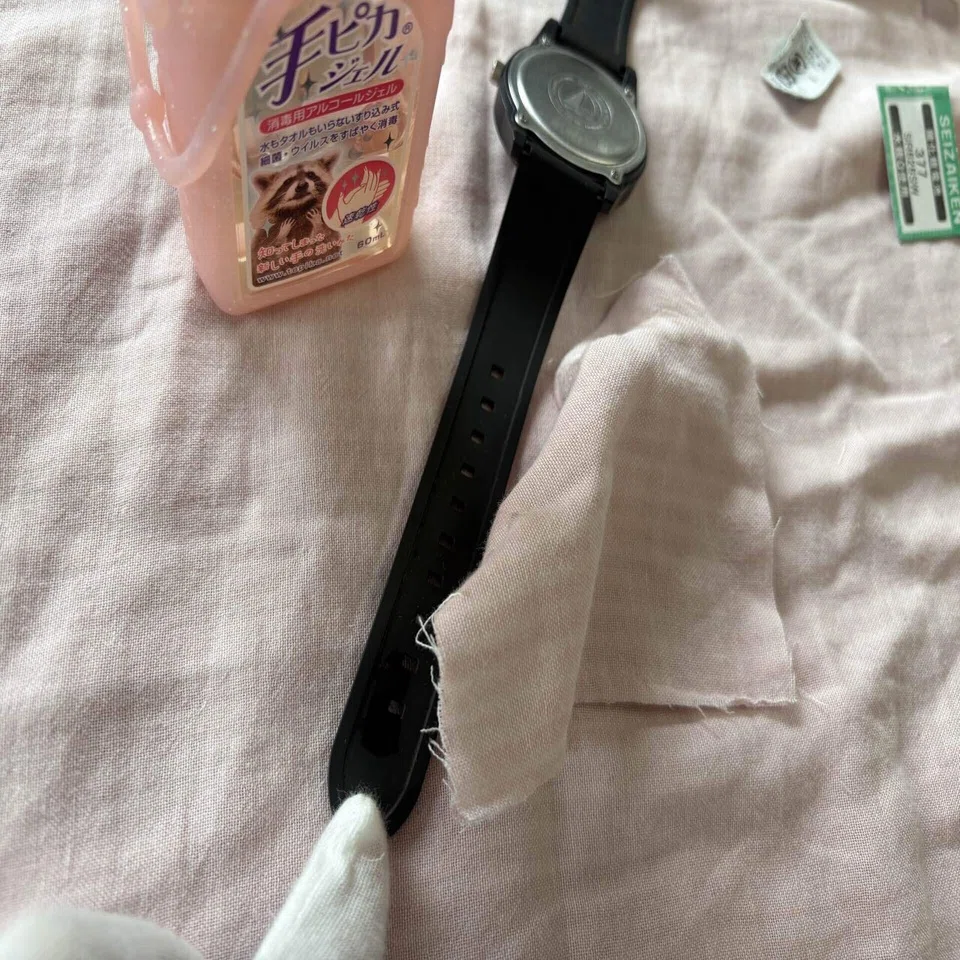 動かない、を捨てる｜腕時計の電池交換にチャレンジしてみた｜こしけん 