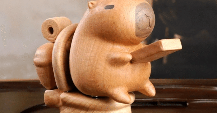 木彫りカピバラ 癒しの香立て置物｜木彫り置物で彩る-賢いインテリア選び