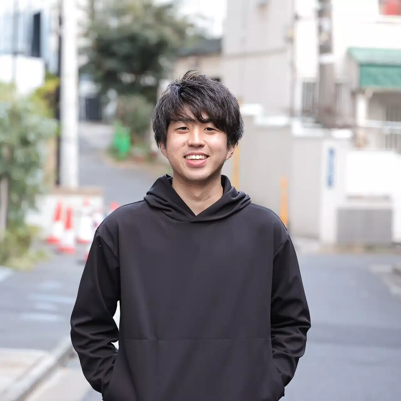 赤木里騎
