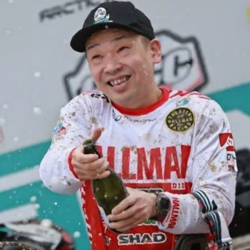 村井基輝