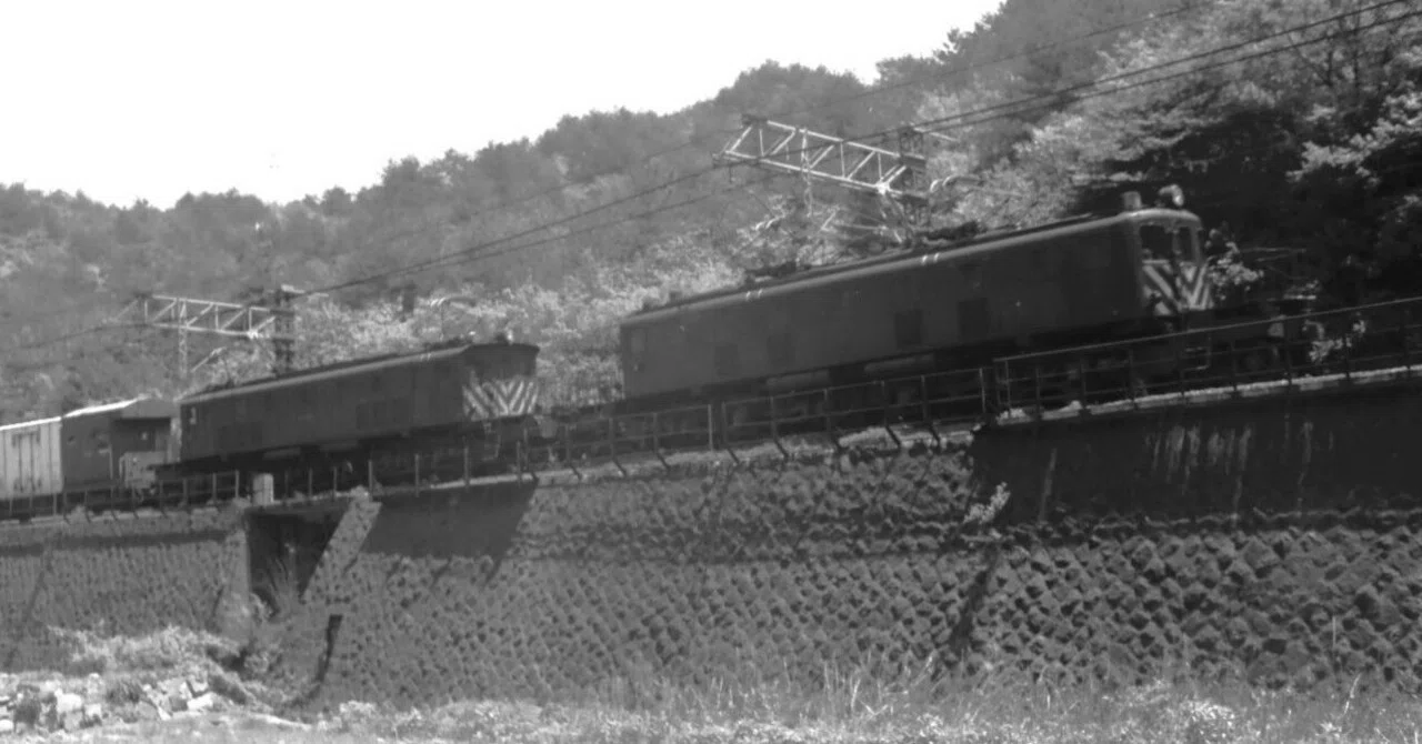 瀬野八越えの機関車（昭和52～57年） 1 瀬野八と補機を務めた機関