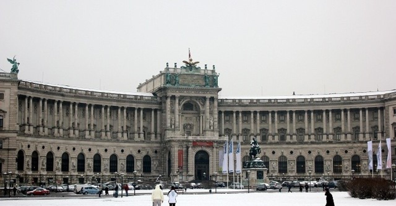 オーストリア 大雪のウィーン 王宮周辺の散策と美術館案内 Hyorowien Note オーストリア 大雪のウィーン 王宮周辺の散策と美術館案内 Hyorowien Note