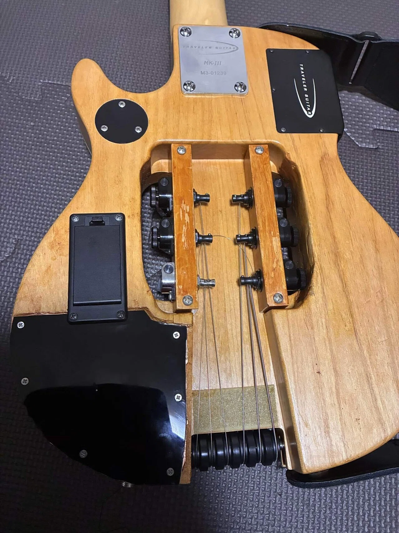 Traveler Guitar Escape トラベラーギター ※改造多数あり トラベラーギター 魔改造 記録 （未完成）｜マエストロ高木