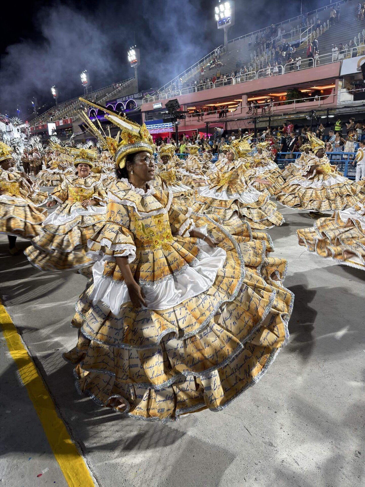 世界一周再出発day98「リオのカーニバルに行く」inブラジル｜みやか