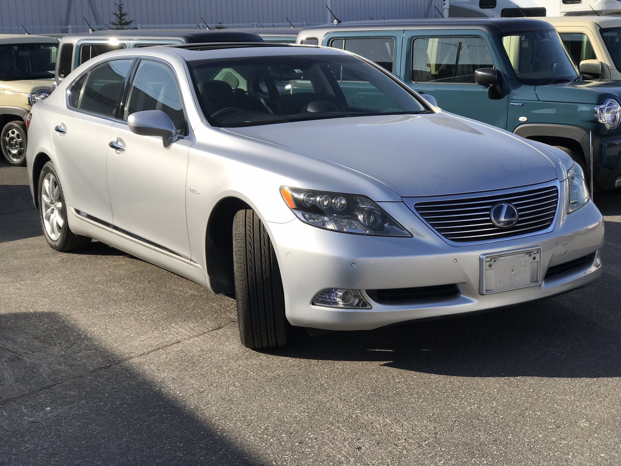 激安高級中古車を購入する方法 レクサスls600hlを北海道から淡路島まで買い付けに行った Part2 聴くだけで家が買えるラジオ Note Note