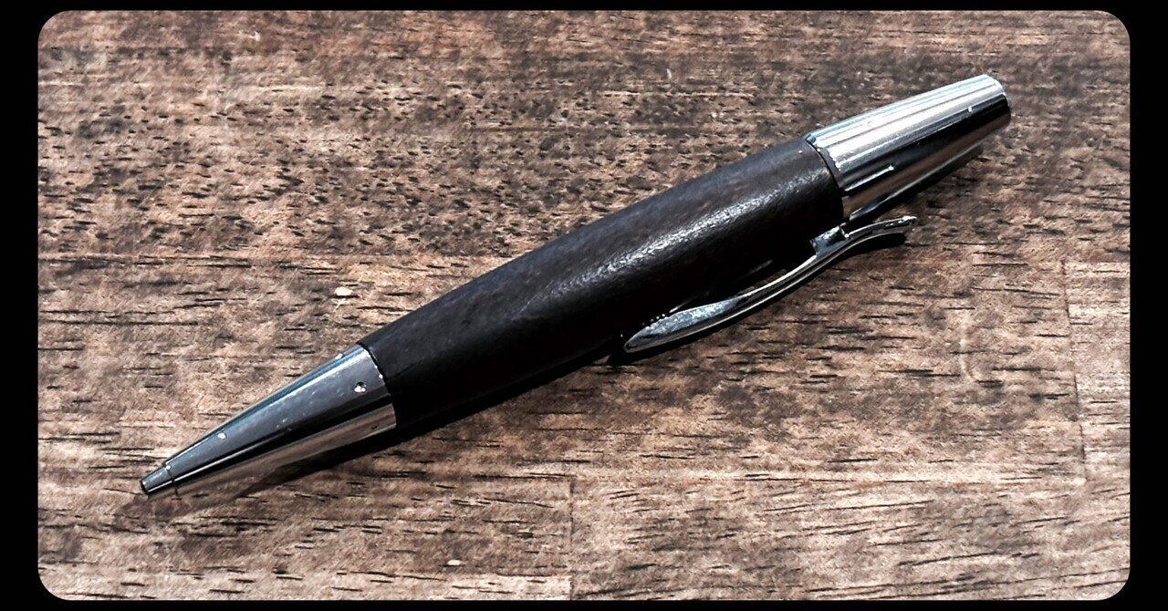 愛用の一本｜【Faber-Castell エモーション 梨の木】ボールペンの魅力