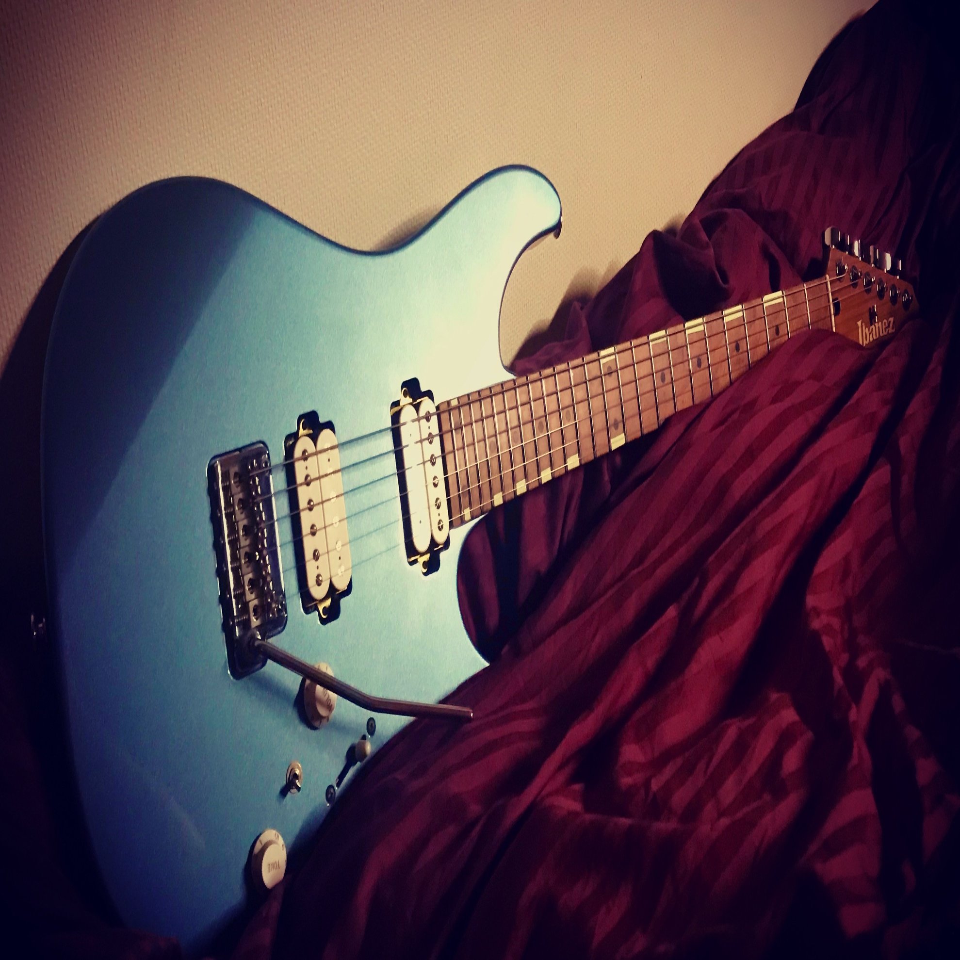 Ibanez AZ Premium SFM 改造あり 改造】Ibanez AZ ピックアップ交換 Pt.1｜あんどりゅ