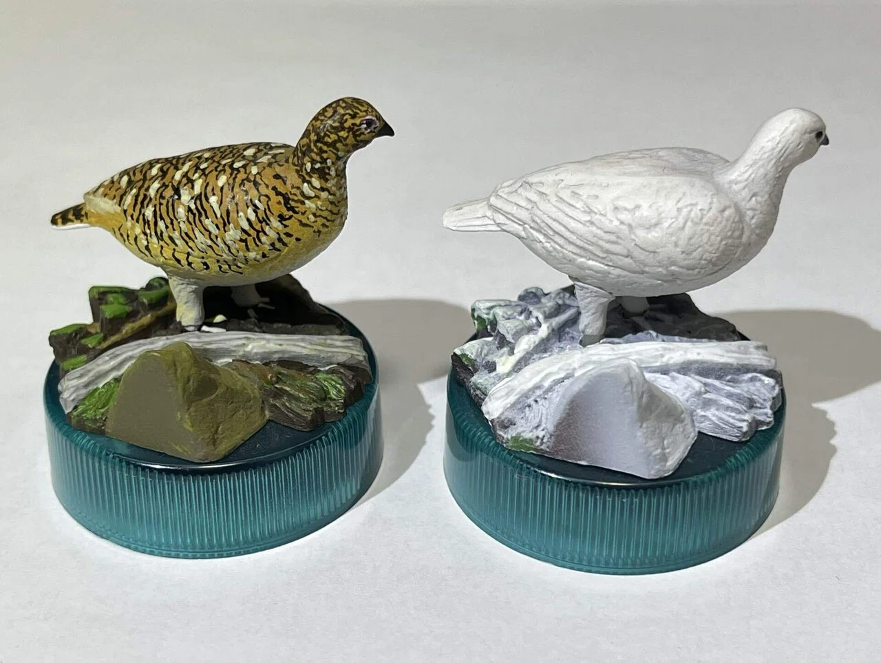 サントリー天然水のおまけ BIRDTALES-3「ライチョウ」夏羽と冬羽を