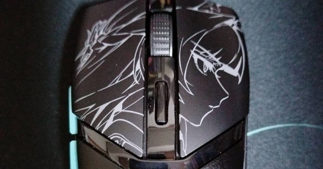 Razer×ゼンゼロ】星見雅モデルのマウスにご満悦の一般大学生（21