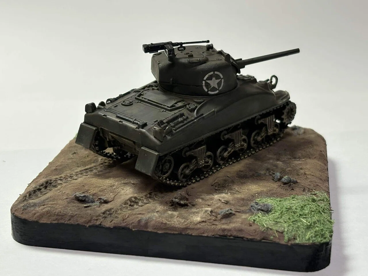 手のひらに戦車ジオラマを乗せてみよう ｜ko-ba
