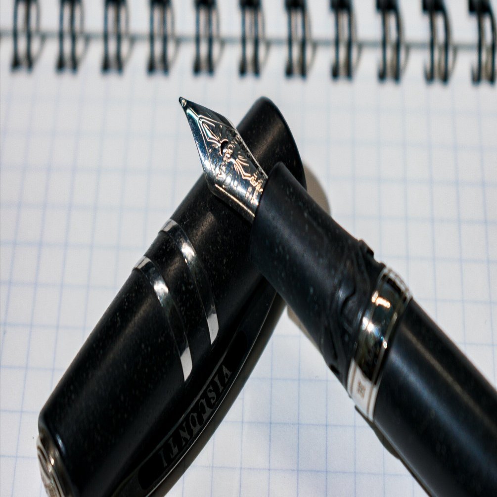 万年筆の話21〜Visconti Homo Sapiens Steel Medium Size〜｜M