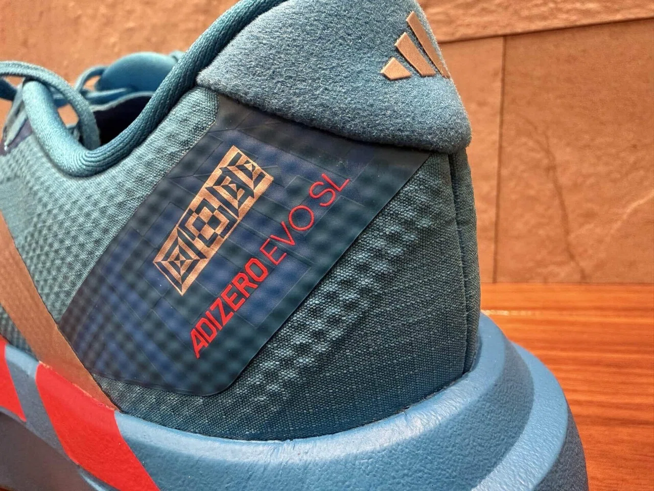 Adizero Evo SL Woven― 本番ハーフで「失敗しない」と思えた理由