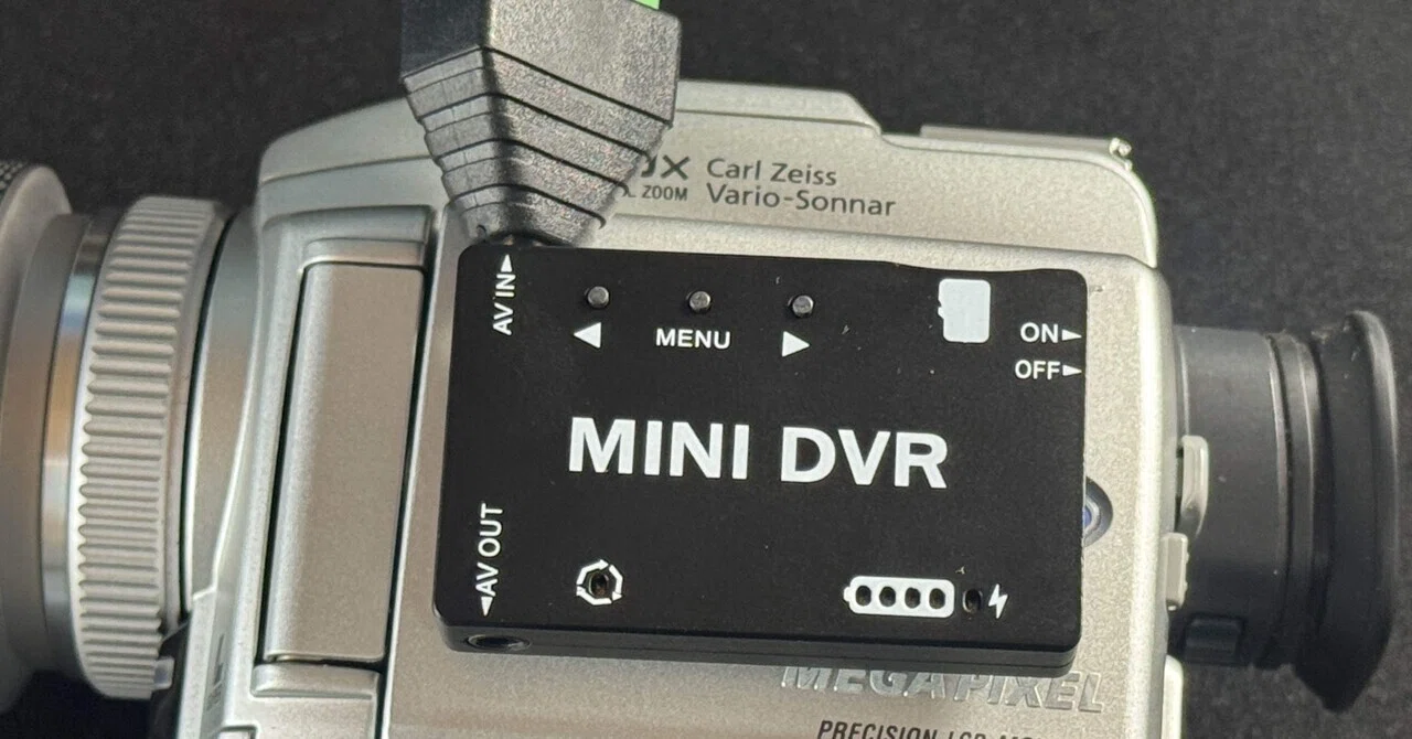 MINI DVRによるminiDVハンディカムのTAPELESS化｜0D3