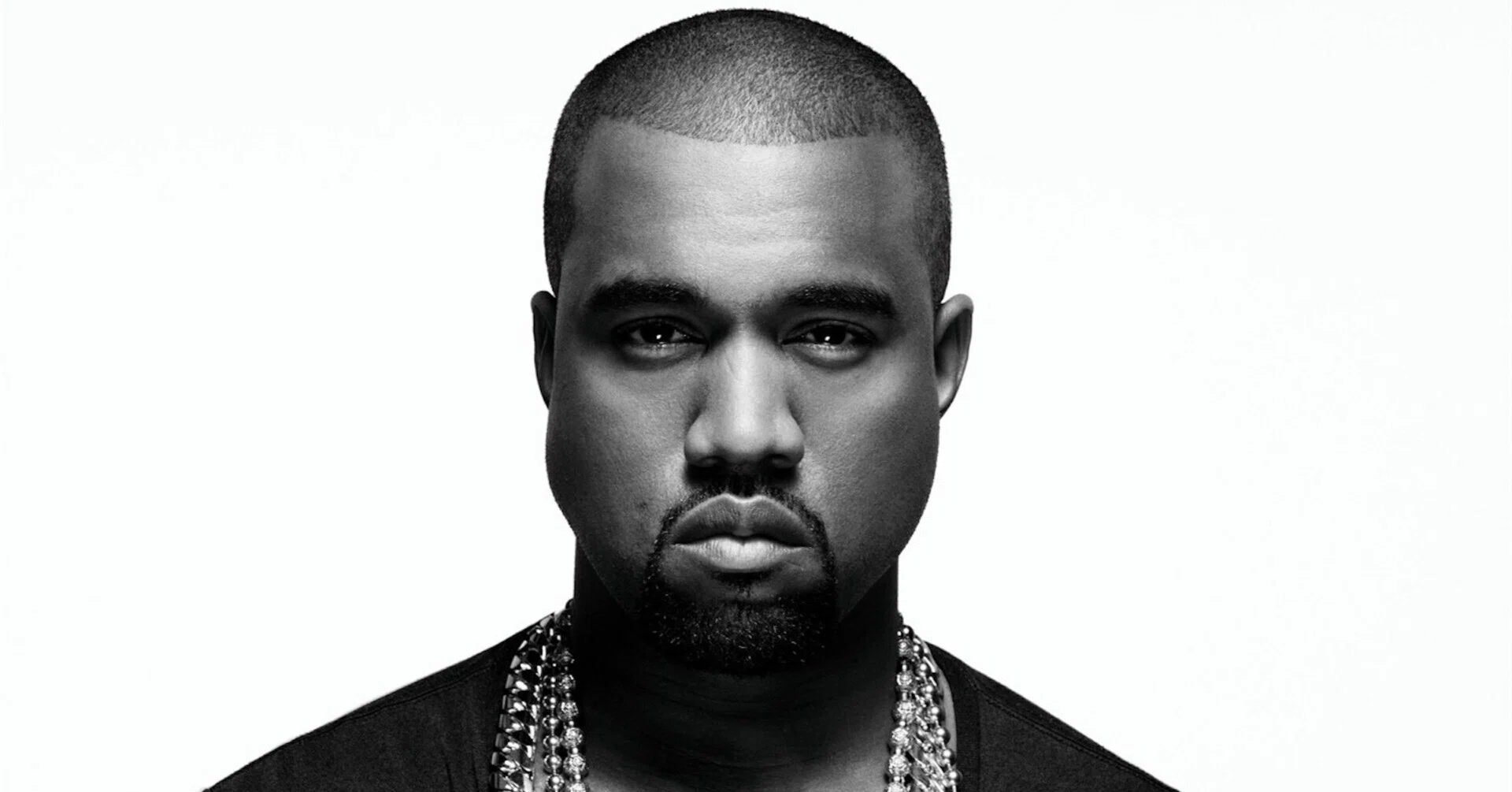 ピンクのポロシャツと砕けた顎──Kanye Westが壊したヒップホップの