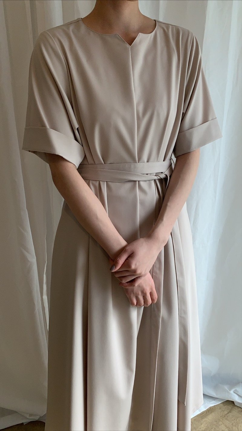 洗えてシワにならないワンピース 今年もはじめます 暮らしに優しいね Foufouは服屋さん Note